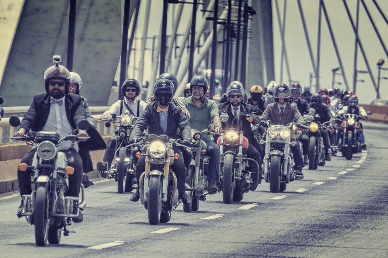 Praça Central do ParkShopping em Brasília recebe exposição fotográfica de motos