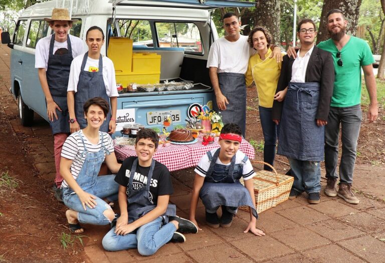 Projeto em Brasília promove inclusão de jovens com transtorno