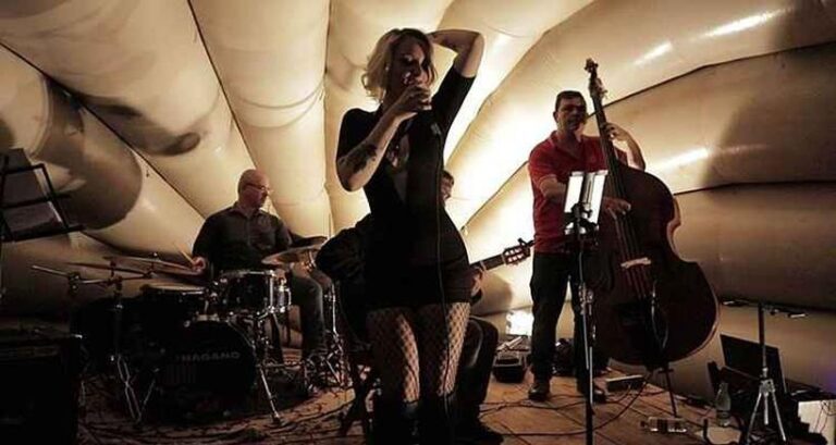 Jazz ao ar livre embalam a noite de quinta em Brasília