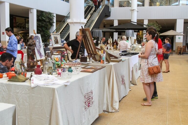 Brasília recebe feira de colecionismo e antiguidades