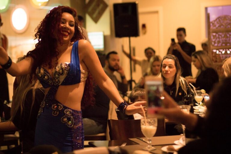Noite árabe anima restaurante em Águas Claras