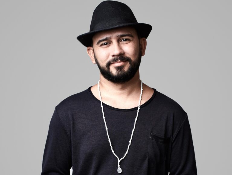 Poeta e cordelista Bráulio Bessa, do programa Encontro, vem a Brasília para palestra