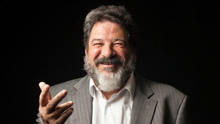 Mario Sergio Cortella vem a Brasília para fazer palestra