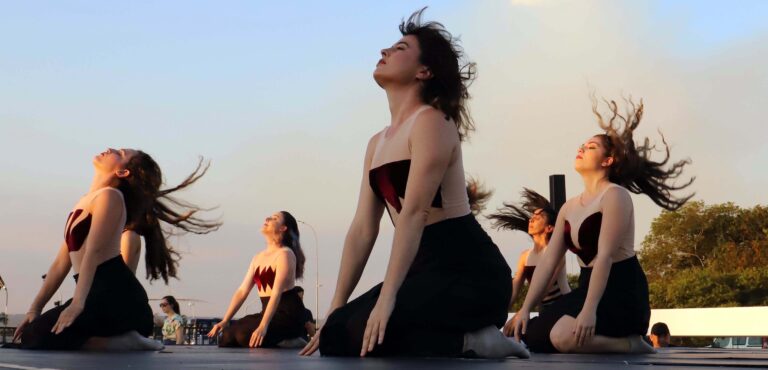 Cartão postal de Brasília recebe apresentação gratuita de dança