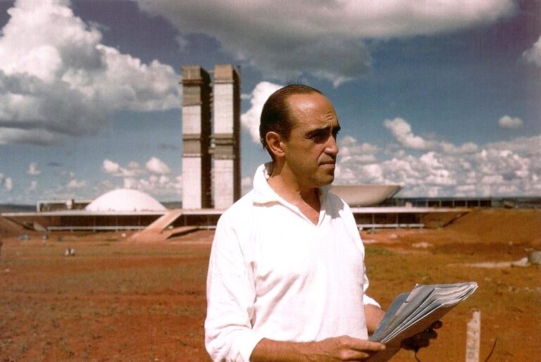 15 fotos que vão te mostrar o Antes e o Depois de Brasília