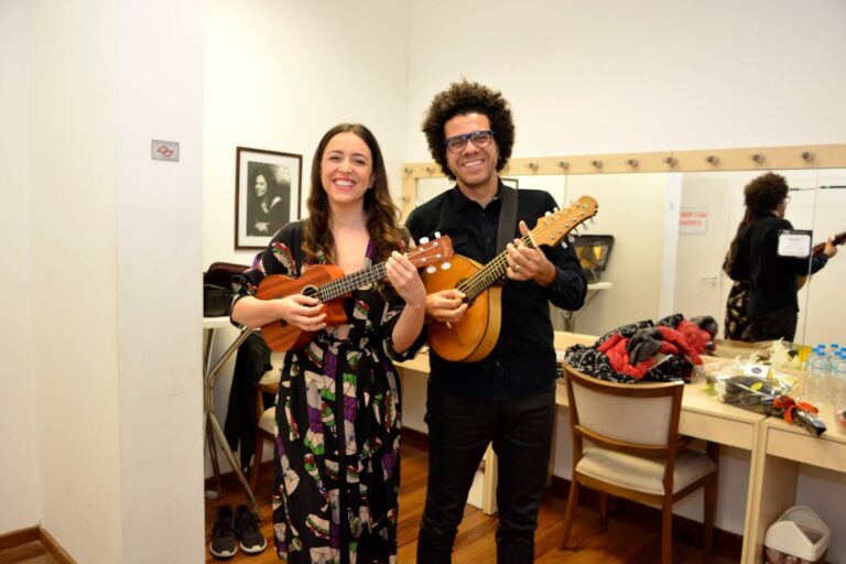 Hamilton de Holanda e Roberta Sá homenageiam Tom Jobim no VIBRAR Brasília