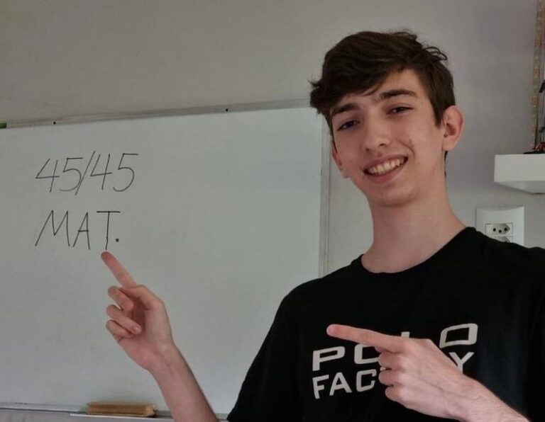 Aluno de Brasília gabarita  questões de matemática no Enem