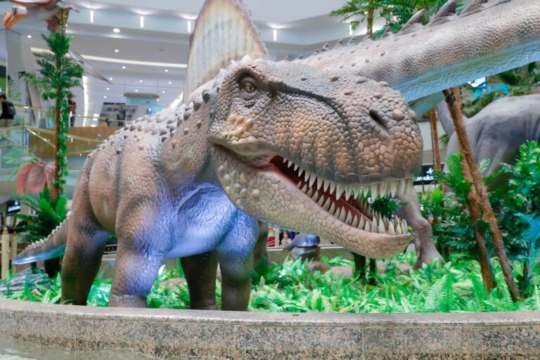 Brasília recebe exposição inédita e gratuita com dinossauros gigantes