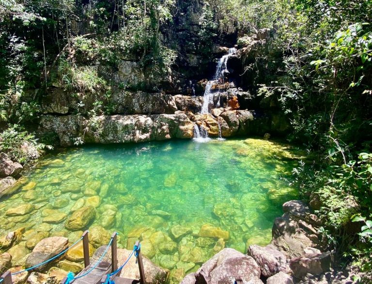 Perto do DF: conheça um paraíso de águas cristalinas escondido na Chapada