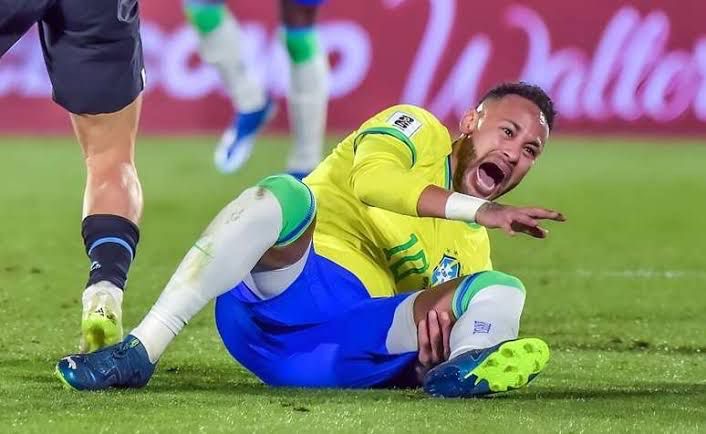 Entenda lesão que afastou Neymar dos campos