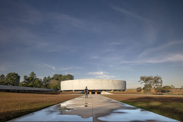 Conheça a paróquia de Brasília que está entre as mais espetaculares do mundo