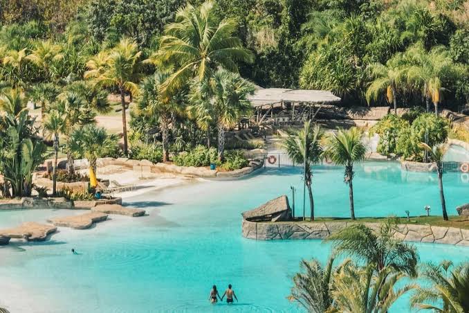 Destinos até 250km de Brasília perfeitos para viajar com crianças nas férias