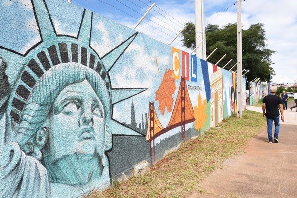 Inscrições abertas para cursos gratuitos de idiomas nos Centros de Línguas do DF; veja como participar