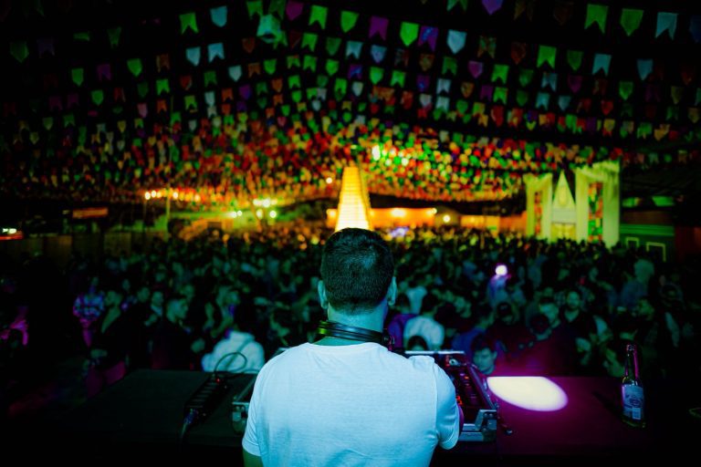 Arraiá agita Brasília com shows e delícias típicas neste sábado