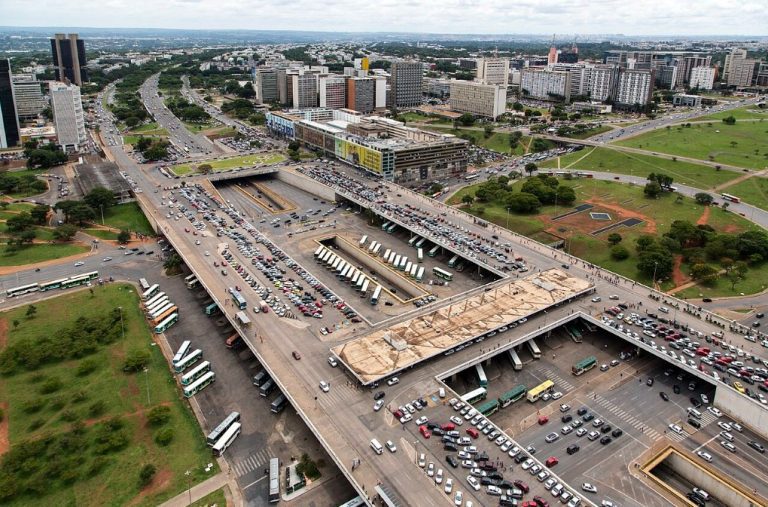 Rodoviária do Plano Piloto terá estacionamento pago a partir deste domingo