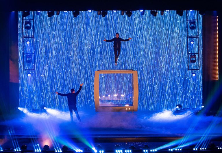 Maiores ilusionistas da América Latina fazem show em Brasília