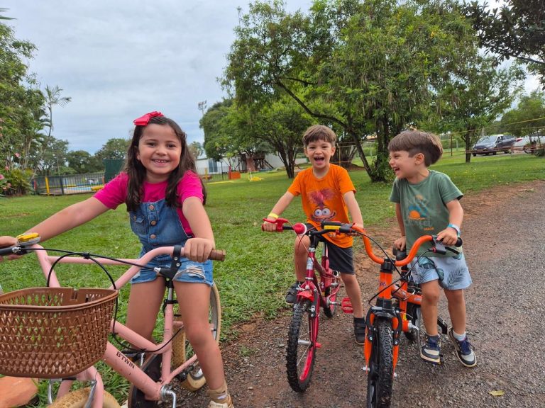 Joyful Summer Camp: uma colônia de férias bilíngue que vai além da diversão e transforma a infância