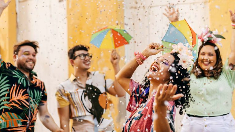 Carnaval: conheça os blocos confirmados no DF Folia 2026