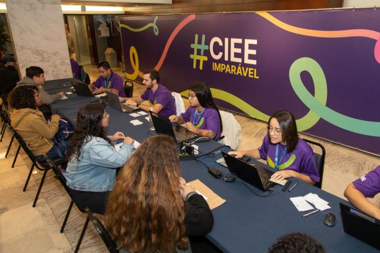 DF tem 550 vagas de estágio abertas