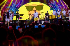 Bloco Eduardo e Mônica fez sucesso no Carnaval do DF