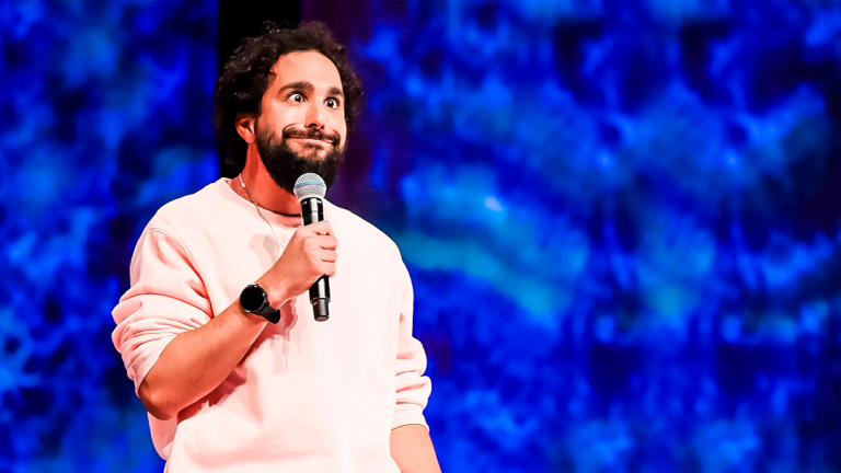 Murilo Couto apresenta stand-up gratuito em Brasília