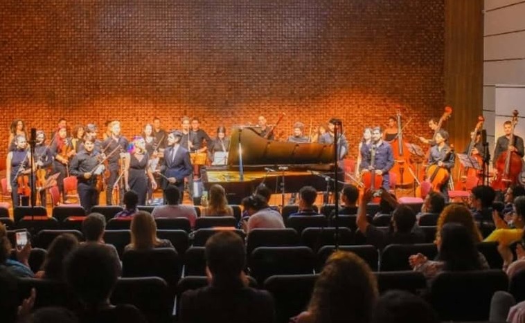 Festival de música gratuito, com orquestra e recitais, é realizado em Brasília