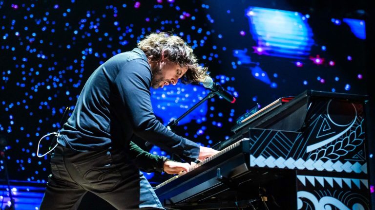 Espetáculo inédito em Brasília traz show de piano com hits de U2, Coldplay e Rolling Stones