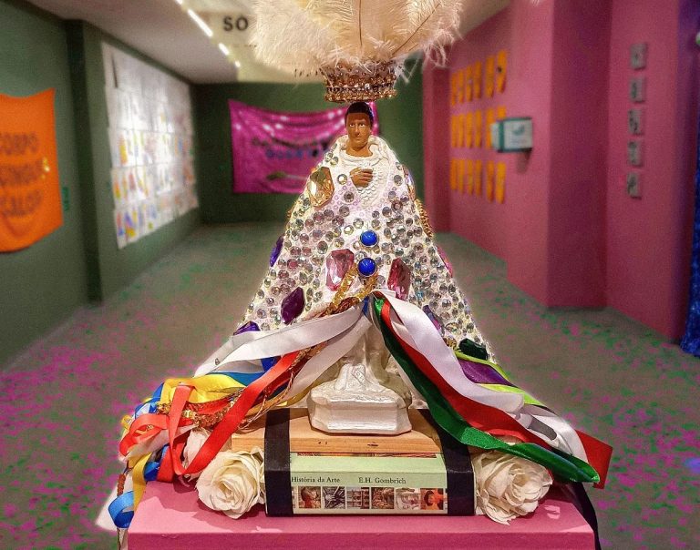 Exposição sobre memórias do Carnaval é apresentada no Guará II (DF)