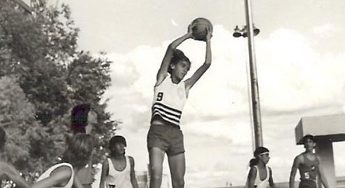 Oscar Schmidt na adolescência em Brasília 