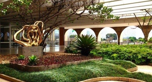 Conheça o jardim secreto escondido no coração de Brasília