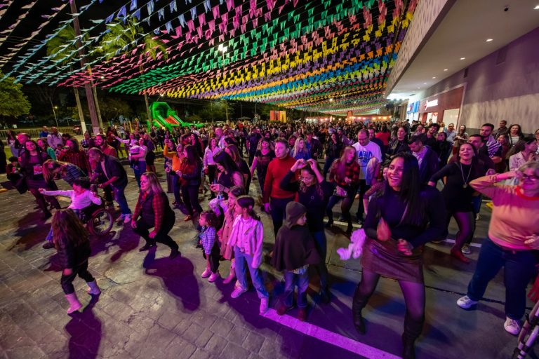 Brasília recebe arraiá gratuito com quadrilhas, shows, comidas típicas e espaço infantil