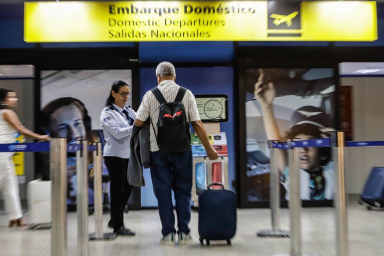 Paraná bate recorde: mais de 826 mil turistas estrangeiros visitaram o estado em 2025