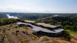 Iryapú: o novo centro de eventos que coloca Puerto Iguazú no mapa dos grandes encontros da América do Sul
