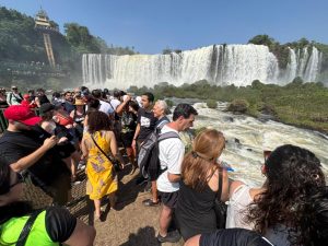 Vai passar o Carnaval em Foz do Iguaçu? Como aproveitar a cidade no ritmo certo
