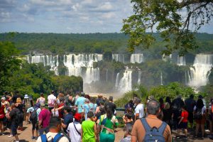Visitação em alta: novembro fecha com recordes nos principais atrativos de Foz do Iguaçu