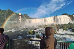 Turismo em Foz do Iguaçu bate recorde e ultrapassa 5,8 milhões de visitas em 2025