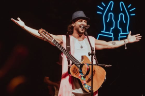 Falamansa em Foz do Iguaçu: show gratuito acontece neste sábado no Carnaval da Praça da Paz