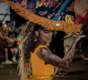 Única escola de samba ativa de Foz desfila neste domingo na Avenida Brasil