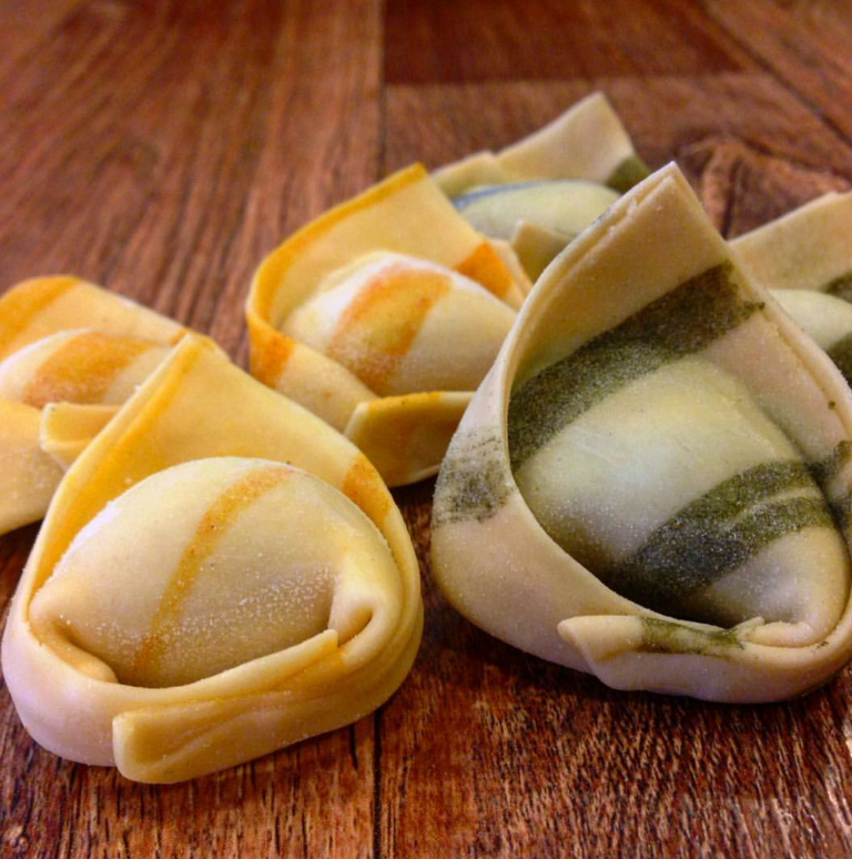 Tortelloni é a especialidade de empório de massas artesanais Origini Pastificio