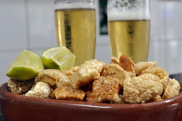 9 bares que passam longe da gourmetização em Goiânia