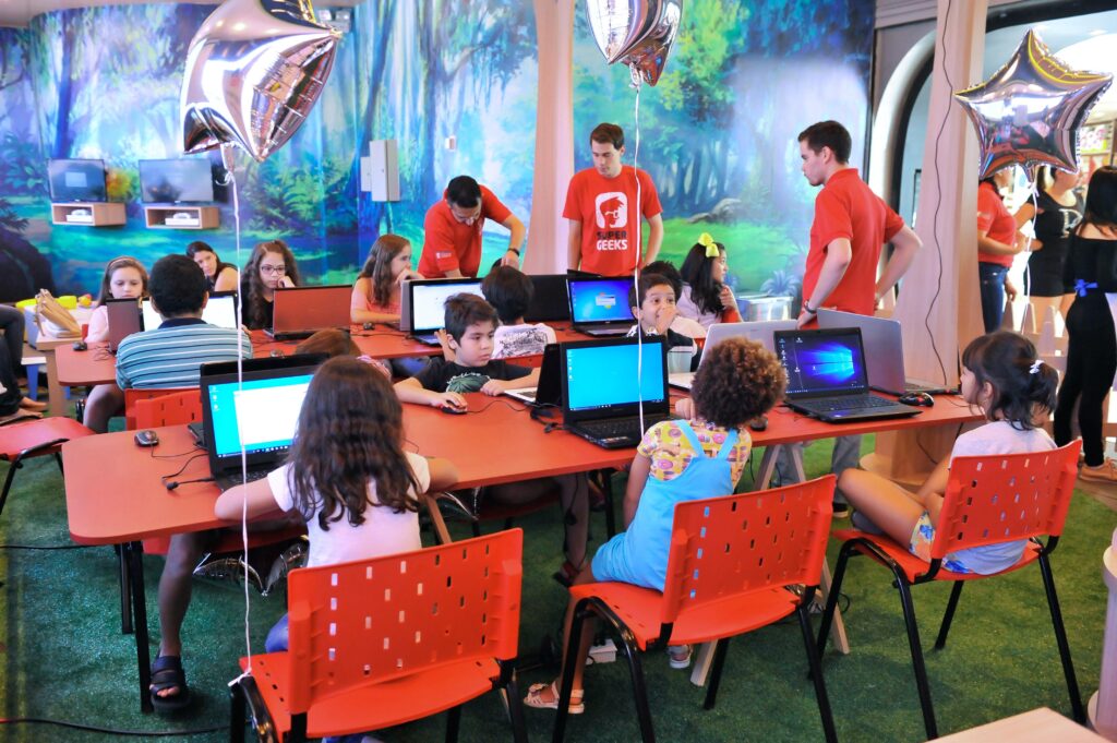 Oficina de criação de games gratuita acontece em Goiânia - Curta Mais ...