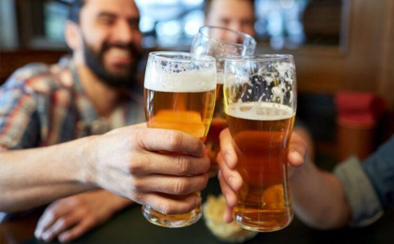 Saiba onde beber para comemorar o dia internacional da cerveja em Goiânia
