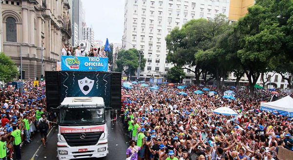 Carnaval de rua no Rio em 2021 é adiado
