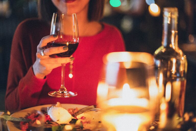 9 adegas de vinho com entrega em Goiânia