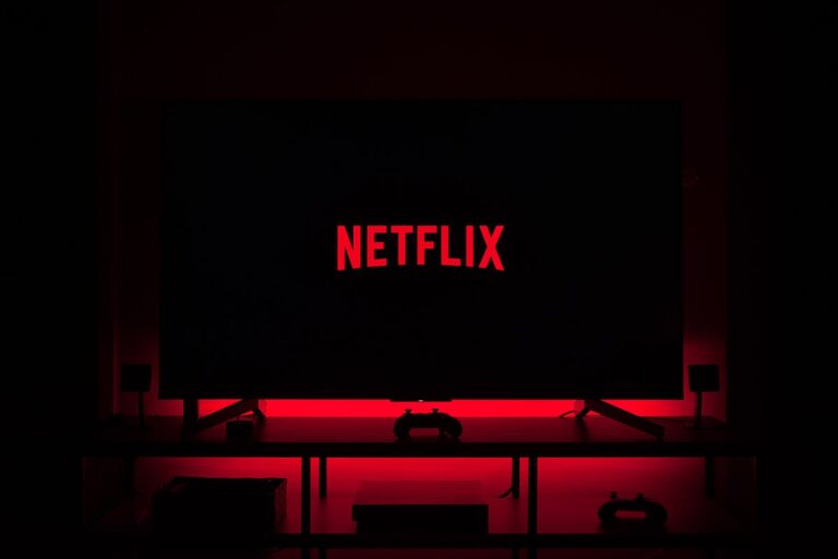 Entenda qual a origem da Netflix