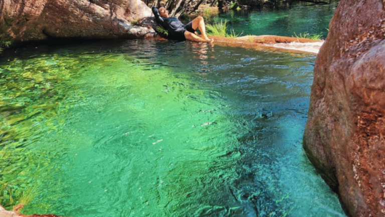Descobrimos o mais novo atrativo da Chapada dos Veadeiros com piscinas naturais incríveis