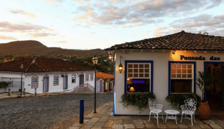 Descobrindo o encanto histórico de Pirenópolis: roteiro de passeio pelas ruas de pedra, igrejas e casarões preservados da cidade colonial