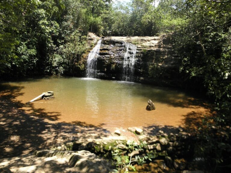 Caldas Novas além das águas quentes: Descubra serras, cachoeiras e uma Cultura apaixonante