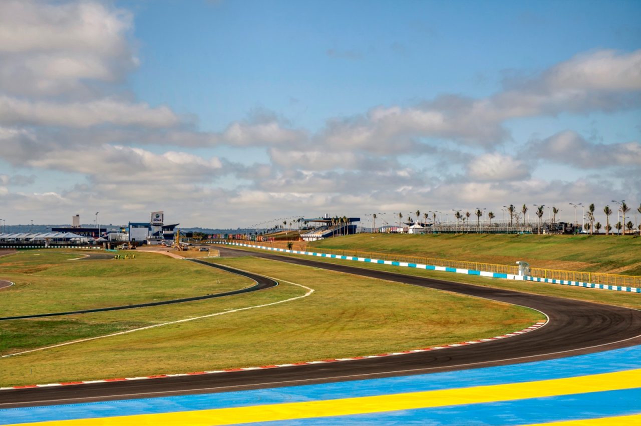 Autódromo de Goiânia, ícone modernista do automobilismo da capital, completa 50 anos em 2024