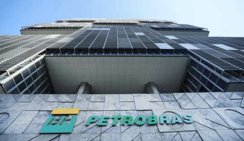 Petrobras anuncia concurso com 6.412 vagas e salários iniciais de R$ 5,8 mil